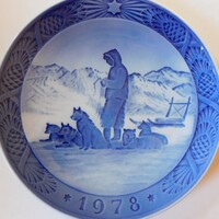Royal Copenhagen  tányér grönlandi szánhúzó fogattal, 1978