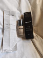 La Biosthetique Glow Base SPF 10.  Ragyogást adó professzionális sminkalapozó  D2.