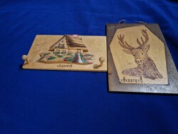 Fa kulcstartóés egy szarvast ábrázoló falap  kékestetői emlékek