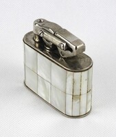 1X997 Régi gyöngyház burkolatú asztali benzines öngyújtó