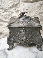 Antik barokk Bécs rokokó stílusú cukor doboz bonbonier ón fémből készült, rendkívül díszes.Ajàndék i