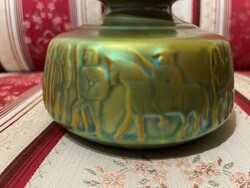 Zsolnay eozin jelenetes kis váza…gyönyörű színekkel..