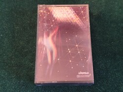 Neoton Família: Karnevál