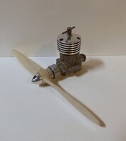 Ritka vintage régi MAP 3 orosz dízel modell repülőgépmotor 2.5 kcm