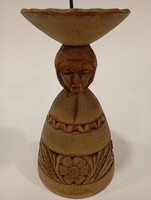 Faragott gyertyatartò