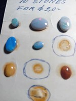 AUSZTRÁL OPÁL SZAKÉRTŐ ÁLTAL BEVIZSGÁLT KÖVEK KÜLÖNBŐZŐ MÉRETBEN