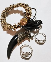 Egyedi ékszer szett vadi uj különleges  gyűrűk hatalmas medálos nyakék