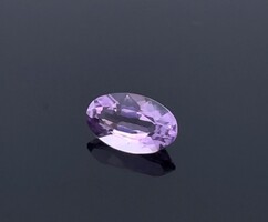 Ametiszt drágakő 0.95 ct ékszerészeknek, gyűjtőknek vagy más  hobby célra--új