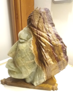 HATALMAS ÁSVÁNY,KÜLÖNLEGES  JELZETT SZOBOR 19 CM