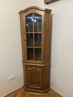 Klasszikus fa sarokvitrin