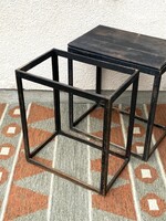 2 DB LINGEL KÁROLY EGYMÁSBA RAKHATÓ FA ÉTKEZŐ KIEGÉSZÍTŐ ASZTAL, LAPTOP ASZTAL