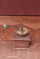 Mini réz kávédaráló