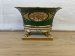 Bakos Éva körmös kaspó