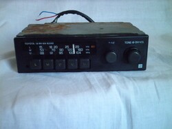 Veterán Toyota autórádió az 1980 as évekből. Fujitsu ten