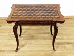 Barokk kártya asztal