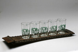 Pohárkészlet tálcával