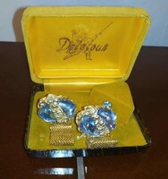 Vintage Delatour  mandzsetta gomb és kitűző