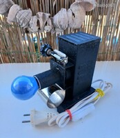 HANGULATLÁMPA, ÁTALAKÍTOTT '50-ES ÉVEKBELI LEMEZÁRUGYÁR DIAVETÍTŐ,