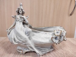 Royal Dux porcelán nőalakos asztalközép szecesszió