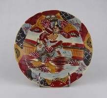 1U511 Antik Japán Satsuma kézzel festett szamuráj alakos fajansz tányér 21.5 cm