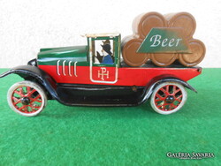 Régi óraműves játékautó eredeti dobozában