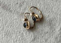 Antik arany fülbevaló gyönggyel és kék ékszerkövekkel