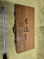 Tuskészlet fa dobozban