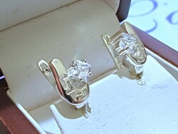 Női ezüst fülbevaló