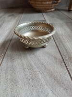Szép régi áttört ezüstözött kínáló tálka (5,6x11,5 cm)