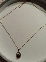 Aranyozott nyaklánc tigrisszem köves medállal