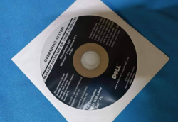 Retro Microsoft Windows 7 Professional 64MB uj