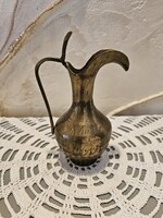 Vésett réz kancsó, kiöntő