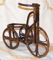 Bicikli virágtartó, játékbaba kiegészítő