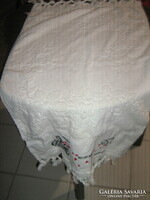 Csodaszép virágos puha nyomott mintás szélein rojtos török törölköző