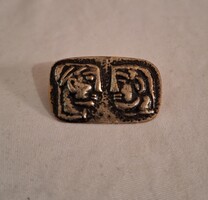 Vintage Percz János kitűző