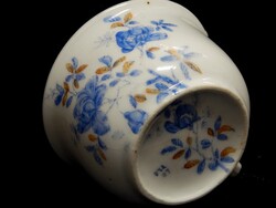 Szép búzavirágos komacsésze hajszálrepedéssel