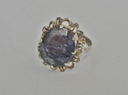 Ritka antik 750-es ezüstgyűrű 1870-es évekbeli magyar jelzésekkel, zafír kővel