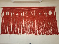 Retró makramé piros faliszőnyeg, 150 cm x 75 cm