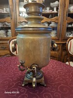 Régi orosz szamovár az 1900-as évek elejéről