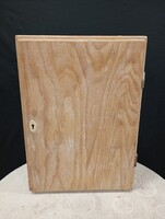 Fa kisszekrény,falra szerelhető