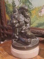 ANYA GYERMEKEIVEL  BRONZ SZOBOR 1920 KÖRÜL