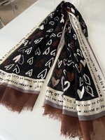 Hatalmas Betty Barclay sál/stóla sok-sok szívecskével, fekete és barna színekkel, 180 x 110 cm