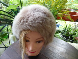 Drapp színű bárány szőrme kucsma FÜGGŐBEN