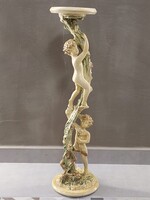 Velencei - barokk stílusú posztamens puttókkal