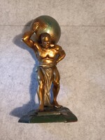 Antik fém, színezett asztali öngyújtó, Atlasz, mitológiai ábrázolással