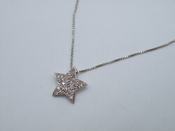 K104 Elegáns ezüst szögletes box fazonú nyaklánc csillag medál 925