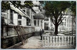 Budapest - Erzsébet téri kioszk, Hercz Rezső kávéháza , Mindennap katonazene - régi képeslap