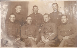 1 Világháborús katona portré csoportkép sérült szuronyok fotólap