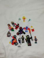 LEGO figurák   O