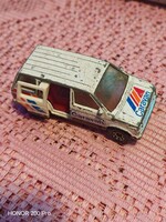 Régi matchbox caravan kisautó